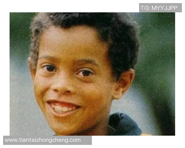 足球坛矮个子球星盘点：他们如何在绿茵场上用身高弯道突破极限